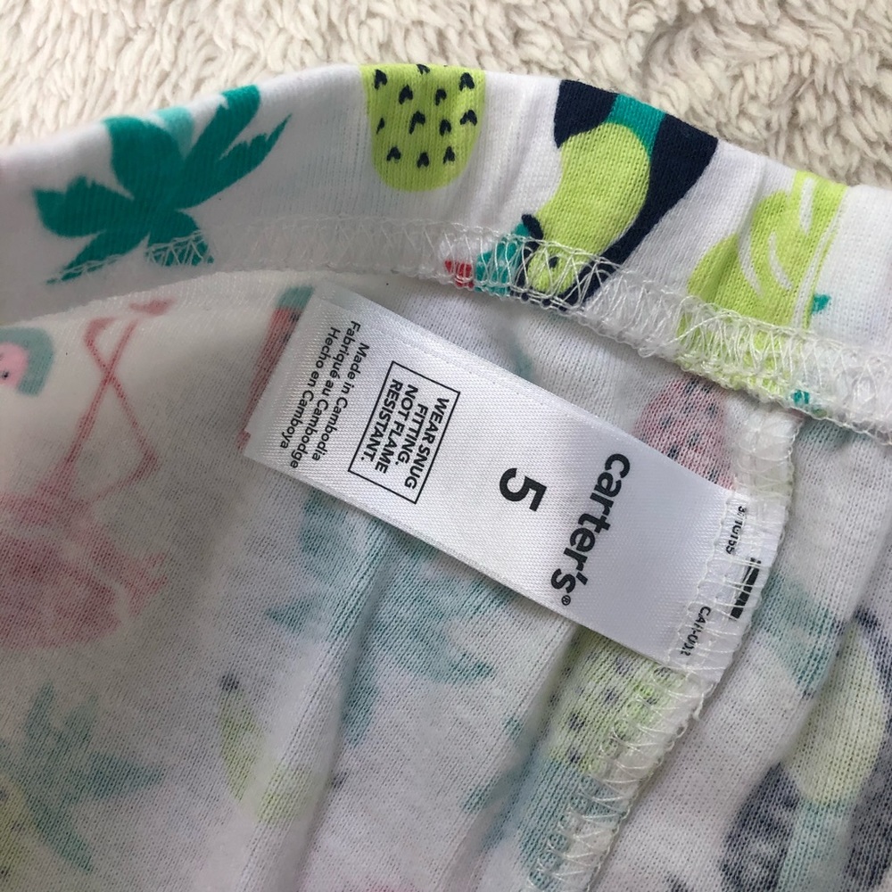 Carter’s girls size 5 pajamas 3 piece set - Picture 6 of 8